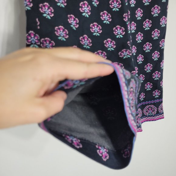 Croft&Barrow Women's Black Pink Floral Effortless Stretch Cropped Pants Capri 12 - Picture 2 of 12